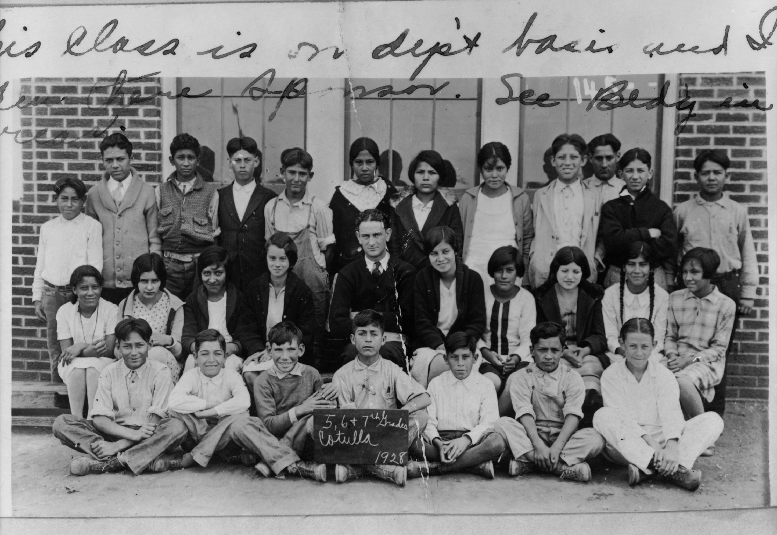 Lyndon B. Johnson with his Welhausen School students