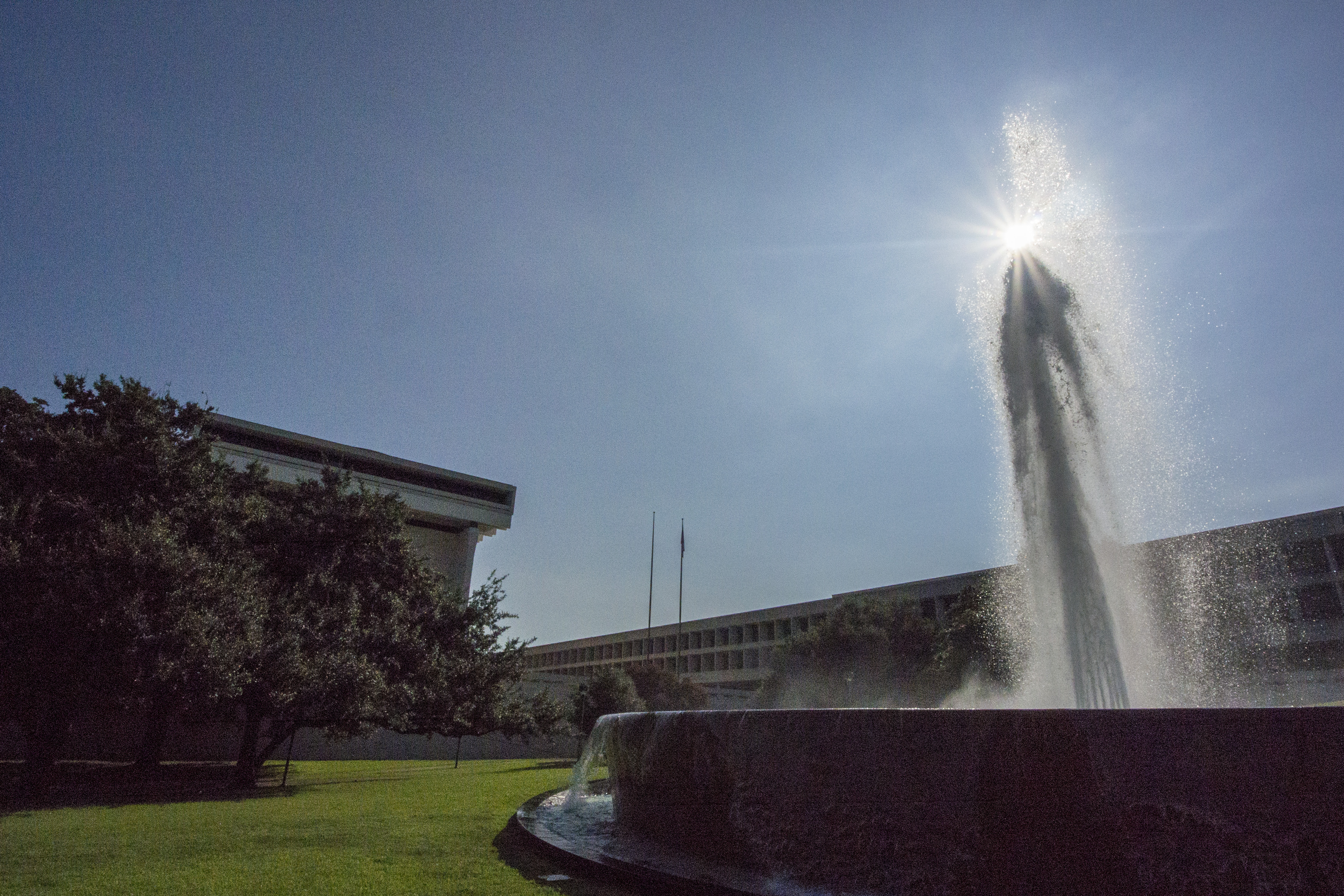 The fountain outside of the LBJ Presidential Library.