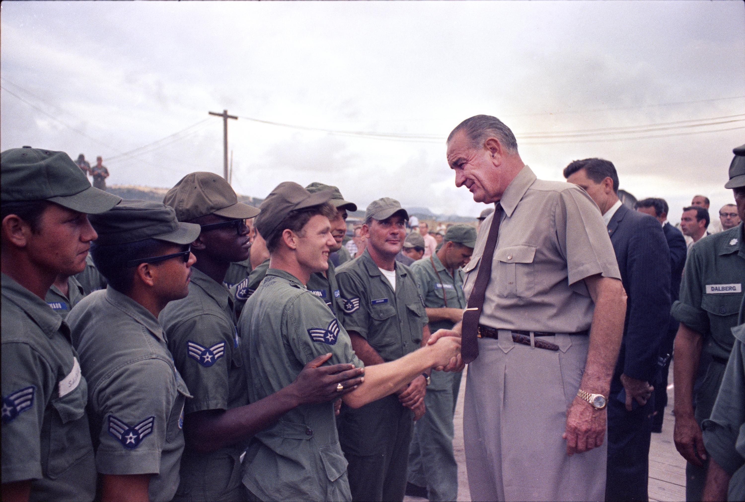 Photo October 1966 President Johnson visits U.S. Soldiers at Cam