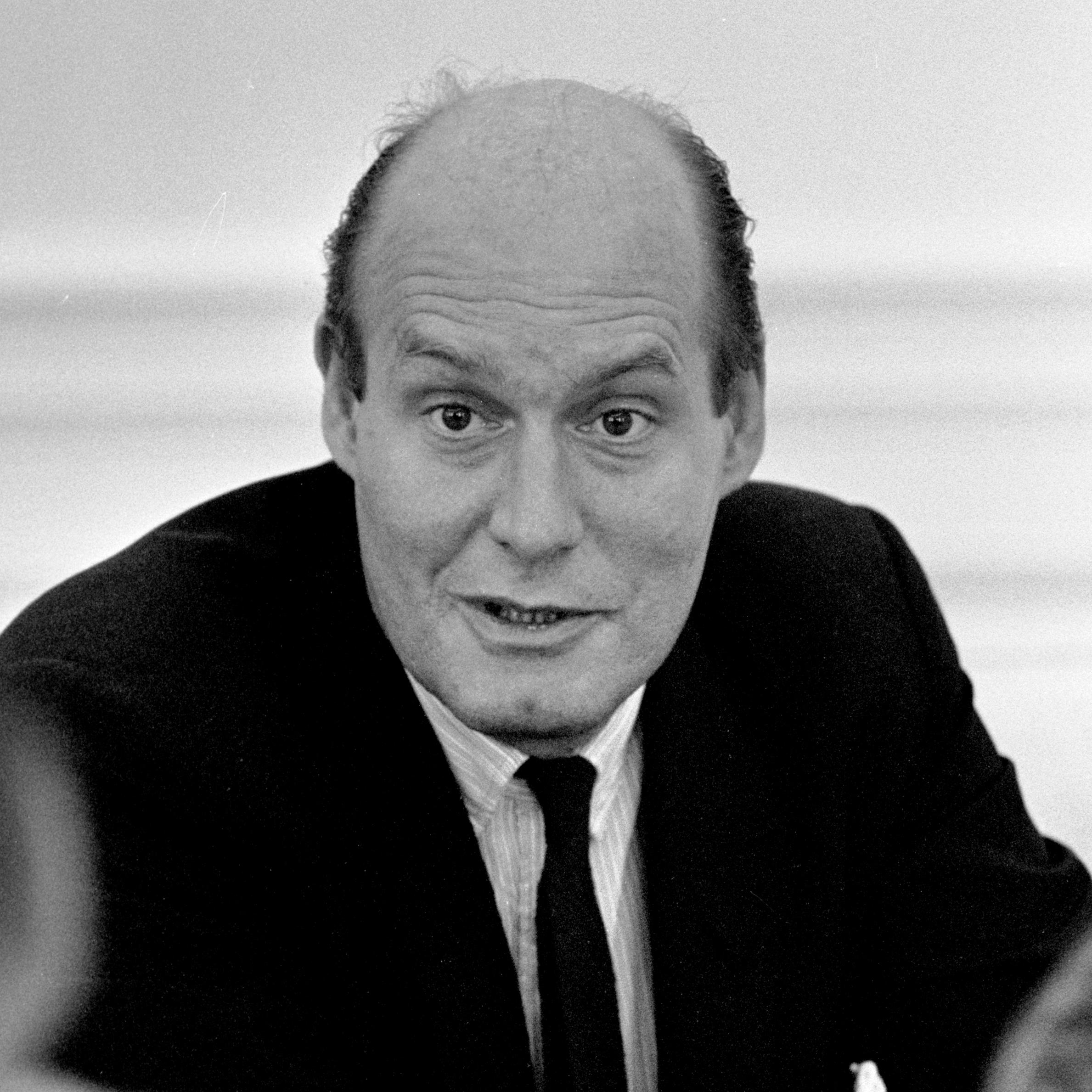 Nicholas Katzenbach speaks with President Johnson